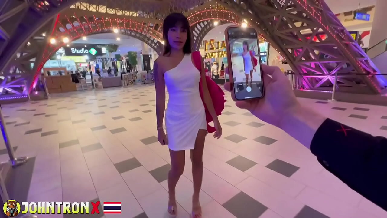 JohnTronX- cumshot for superhot Influencer